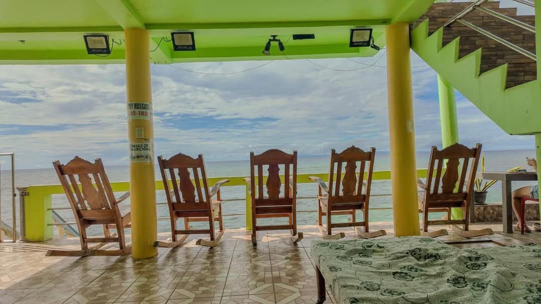 Sascha'S Resort Oslob Exterior photo